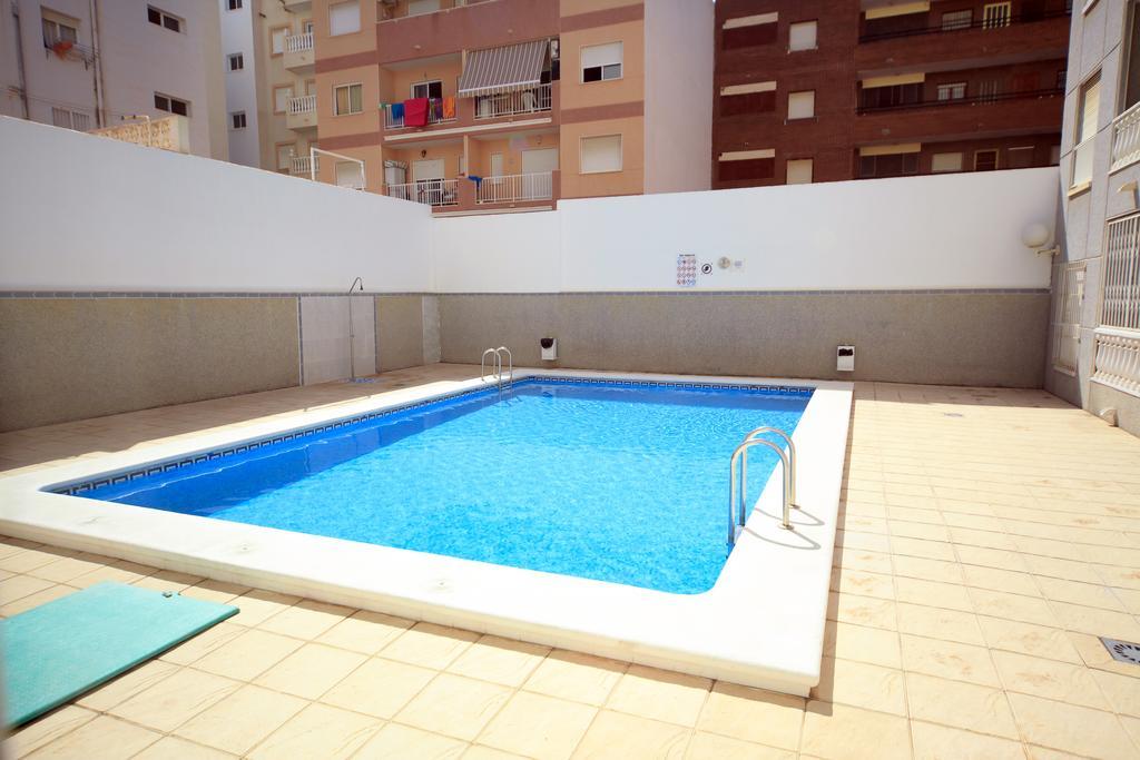 Apartamento Mariposa Apartment Torrevieja Exterior photo